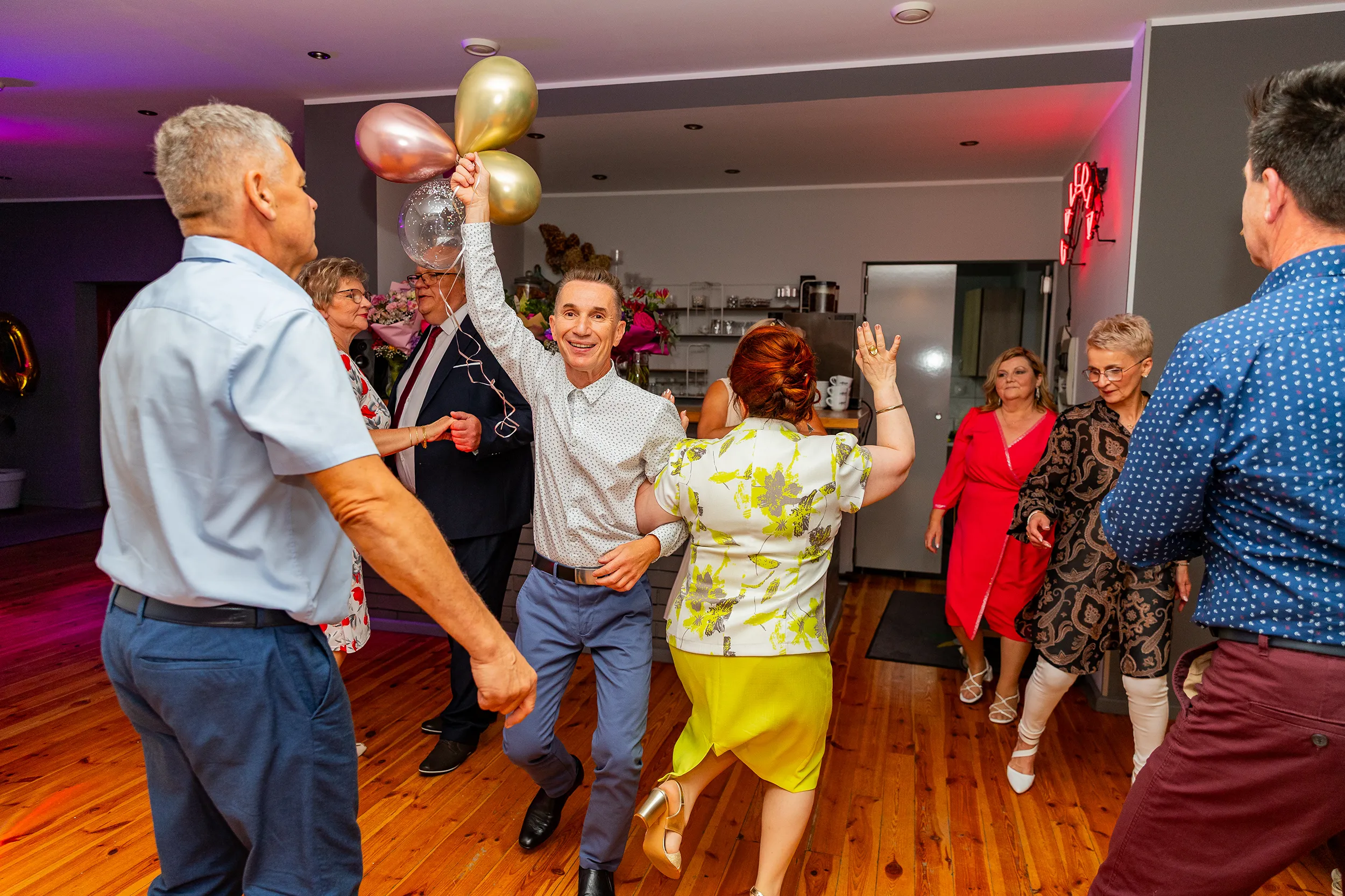 Fotografia jubileuszowa - fotograf na jubileusz Łódź - zdjęcia z jubileuszu 60. urodzin Iwony, Renaty i Grzegorza