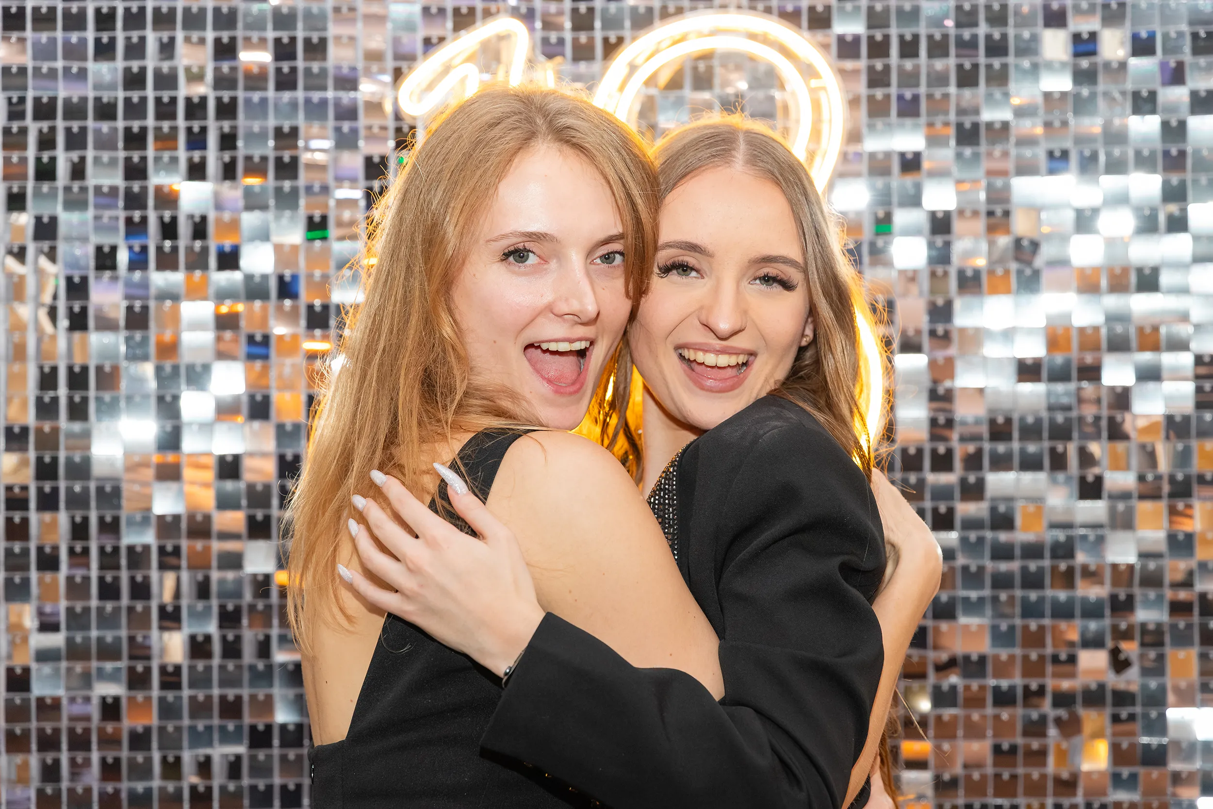 Fotografia eventowa - fotograf na 18 Łódź - zdjęcia z 18. urodzin Poli