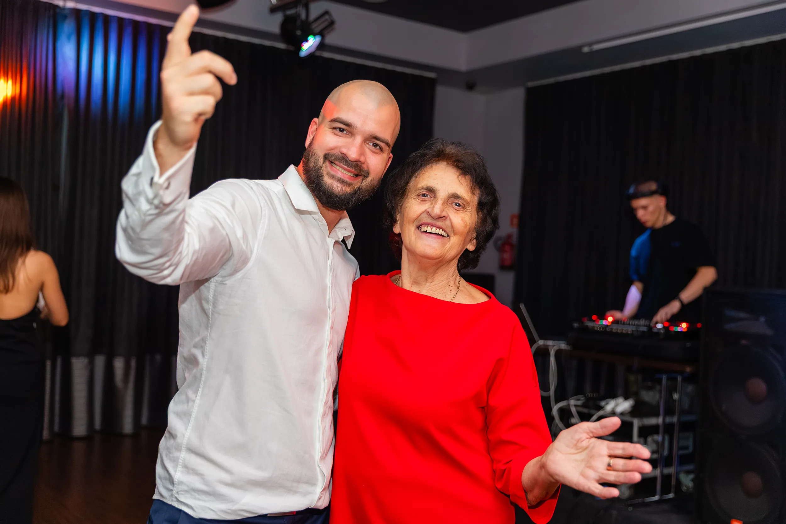 Fotografia eventowa - fotograf na 18 Łódź - zdjęcia z 18. urodzin Poli