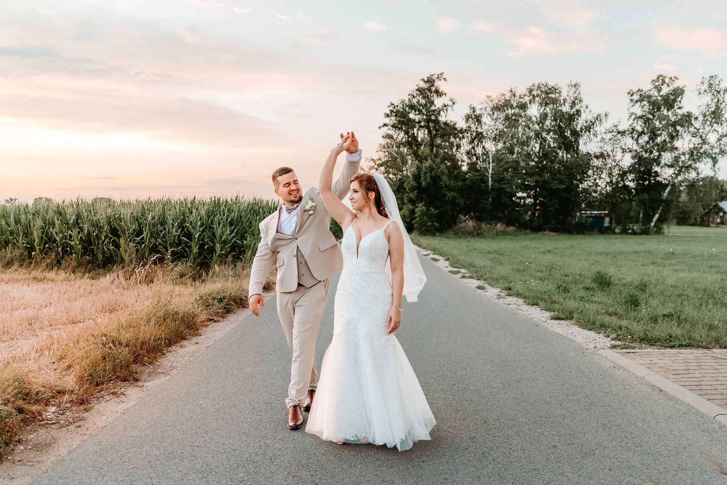 Zdjęcia ślubne Agaty i Damiana - fotograf ślubny Łódź - ceremonia zaślubin