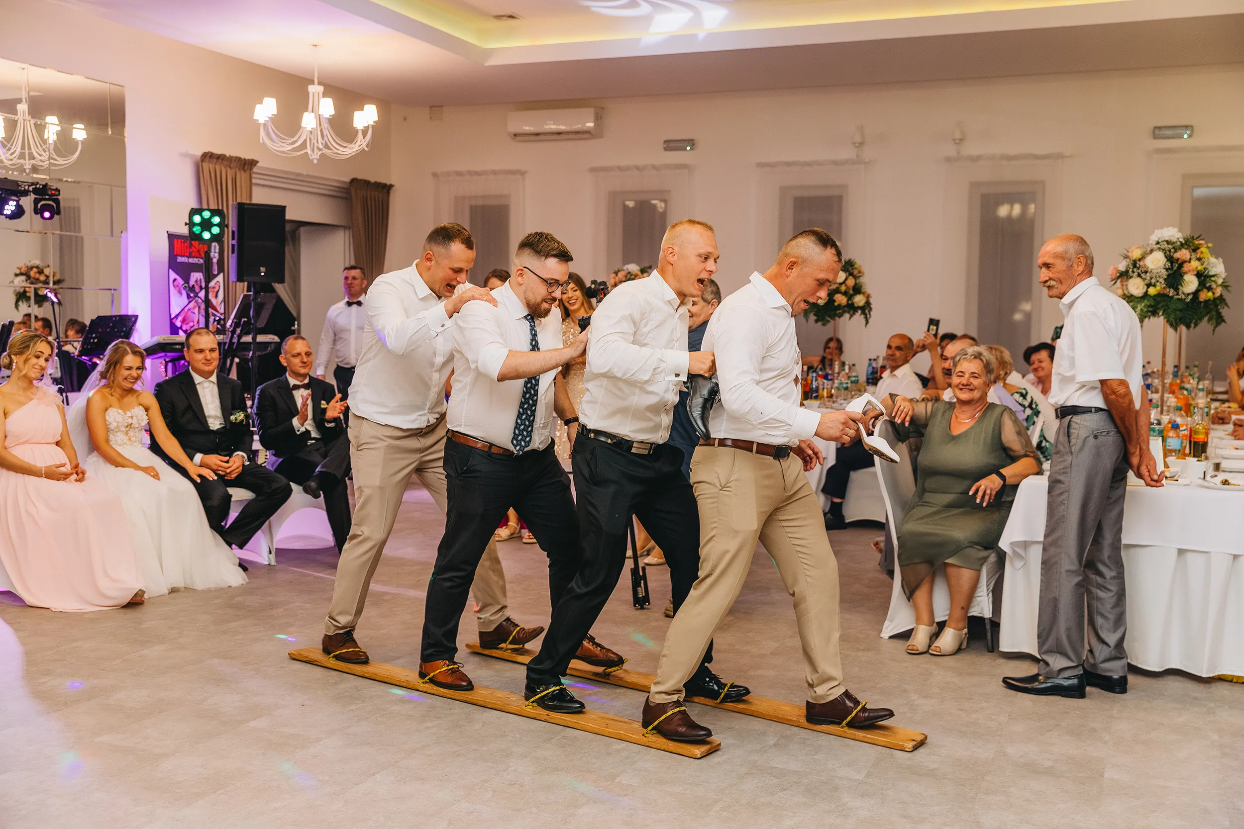 Weselna magia wieczoru - fotografia weselna Piotrków Trybunalski