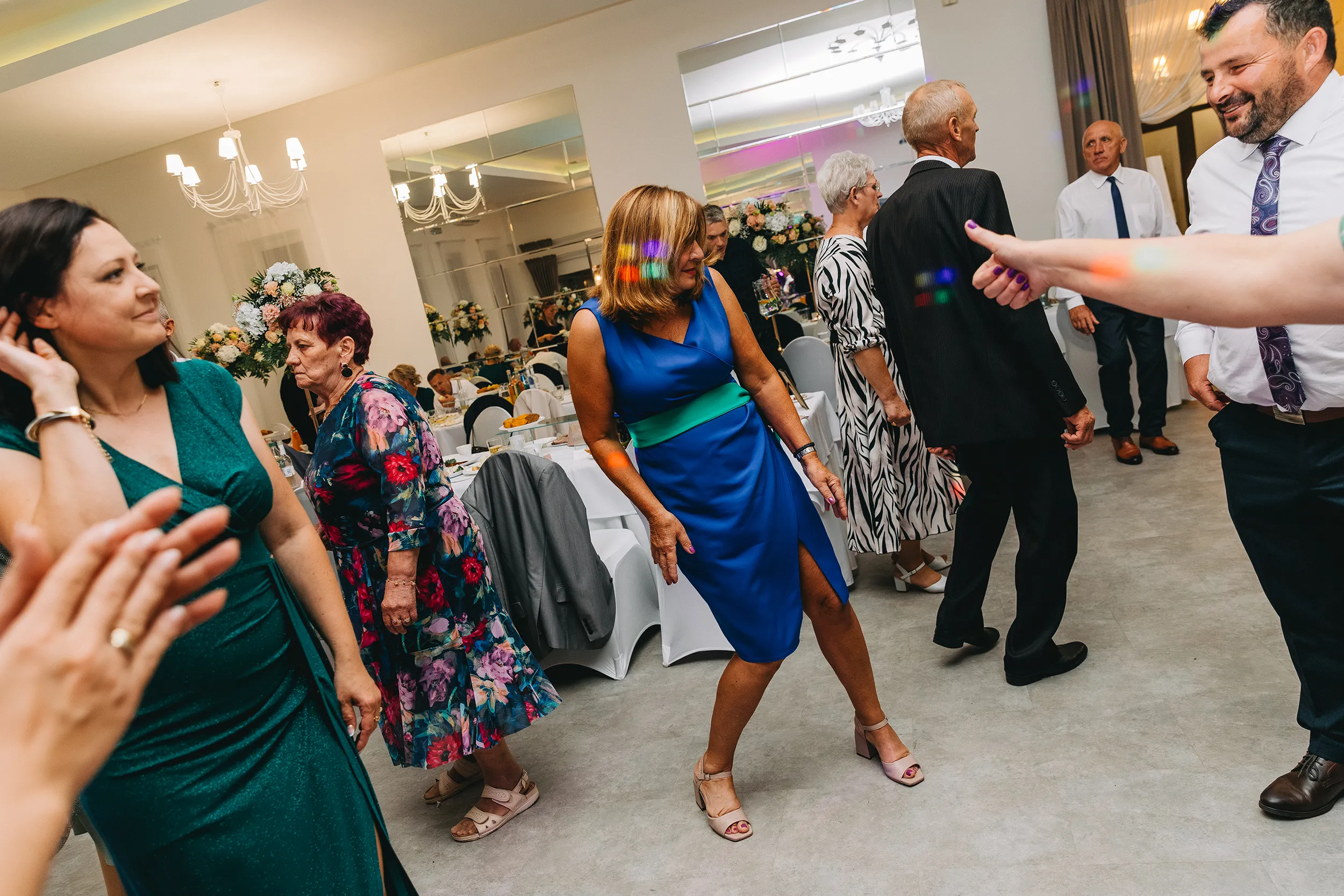 Weselne chwile z panną młodą - fotografia weselna Piotrków Trybunalski