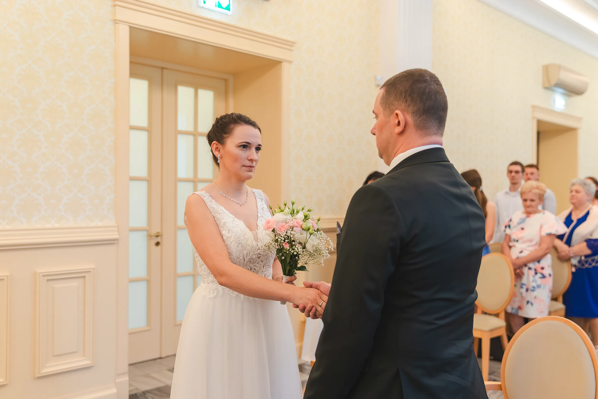 Ceremonia w kościele - fotograf na ślub Tomaszów Mazowiecki