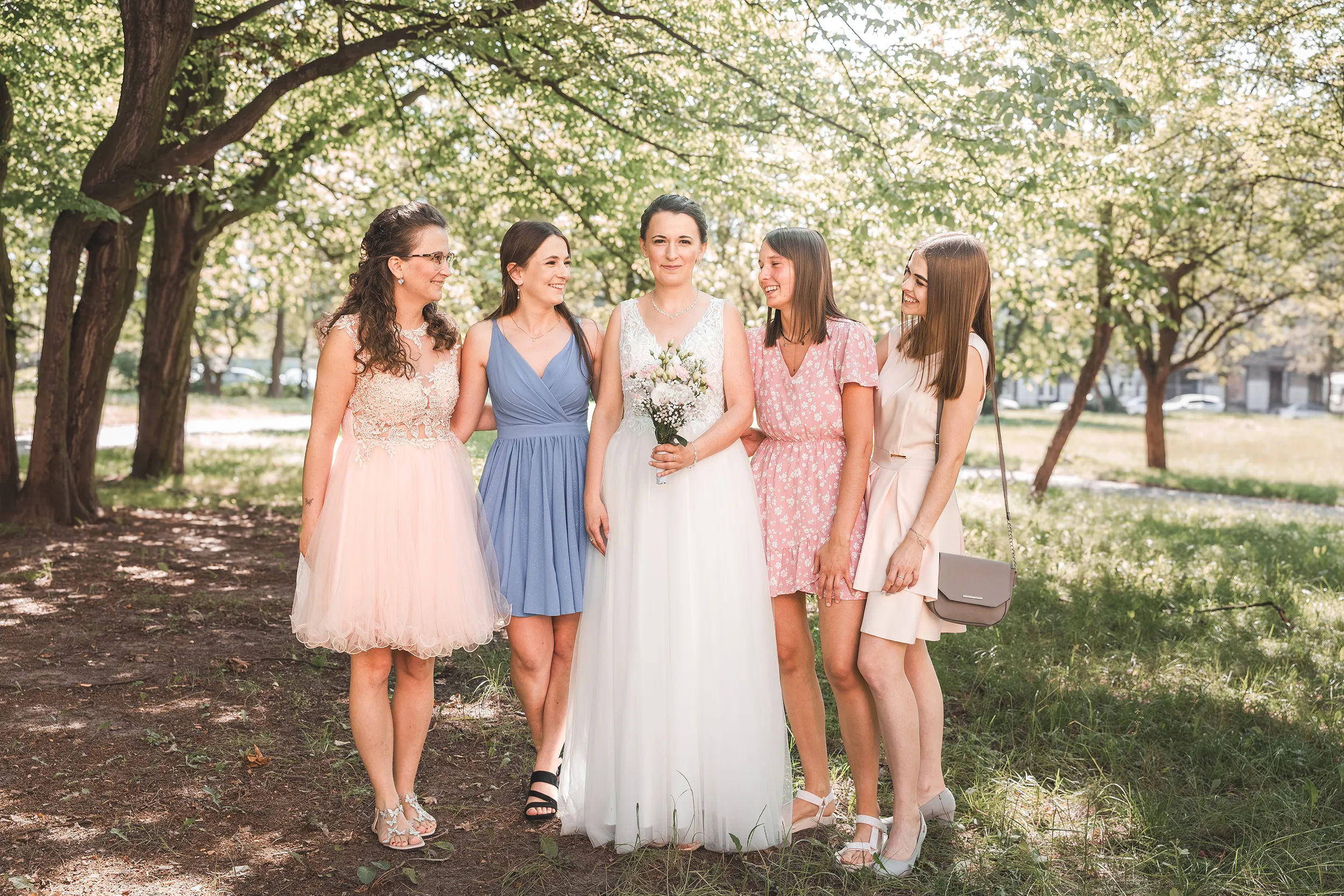 Chwile przed zaślubinami - fotografia weselna Piotrków Trybunalski