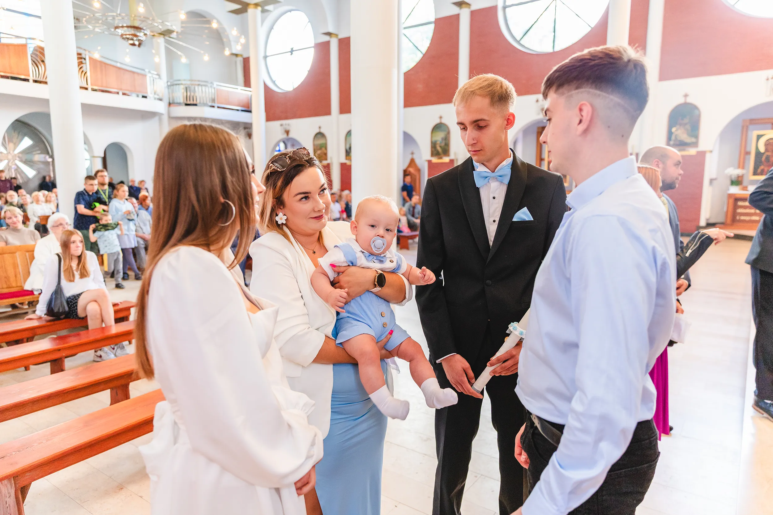 Ceremonia chrztu świętego - fotograf na chrzest Pabianice