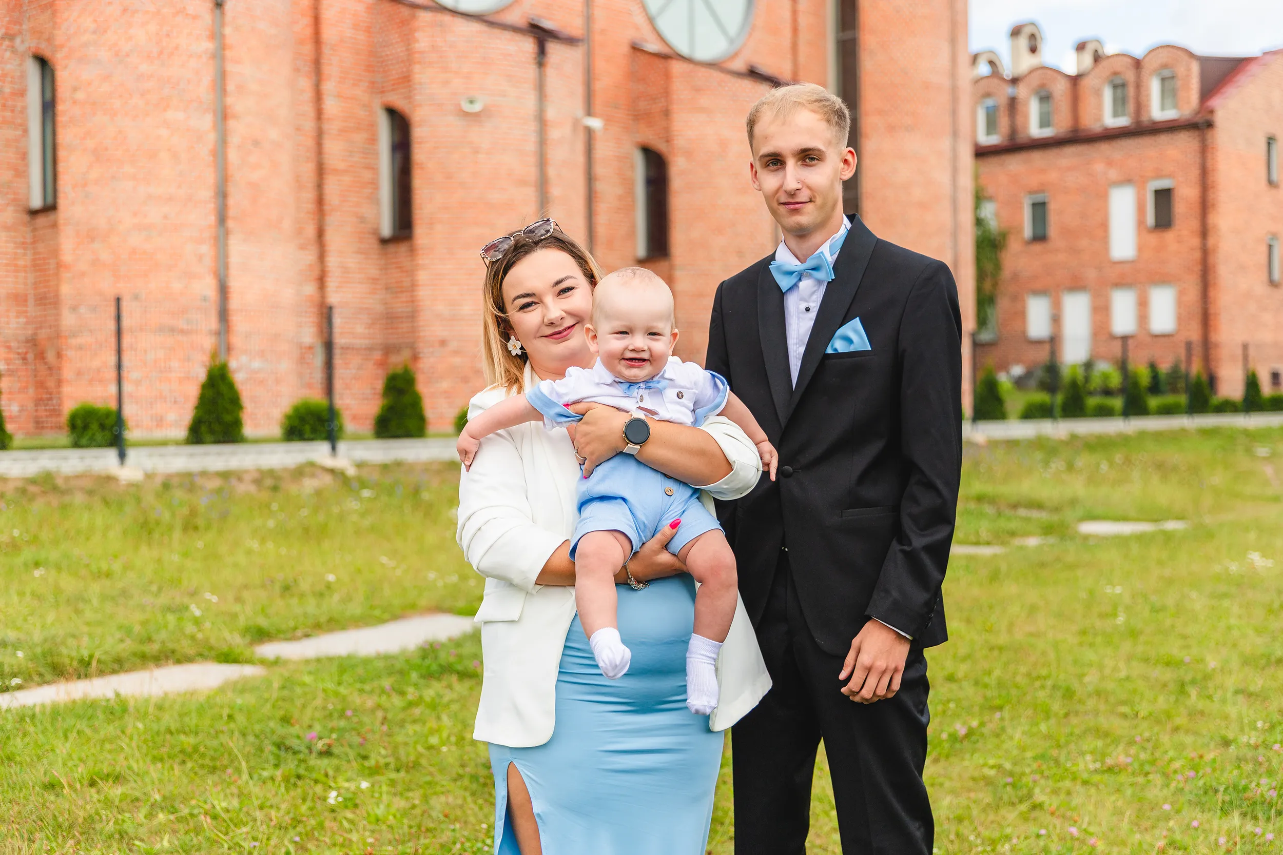 Rodzinne zdjęcia po chrzcie - zdjęcia z chrztu świętego Zgierz